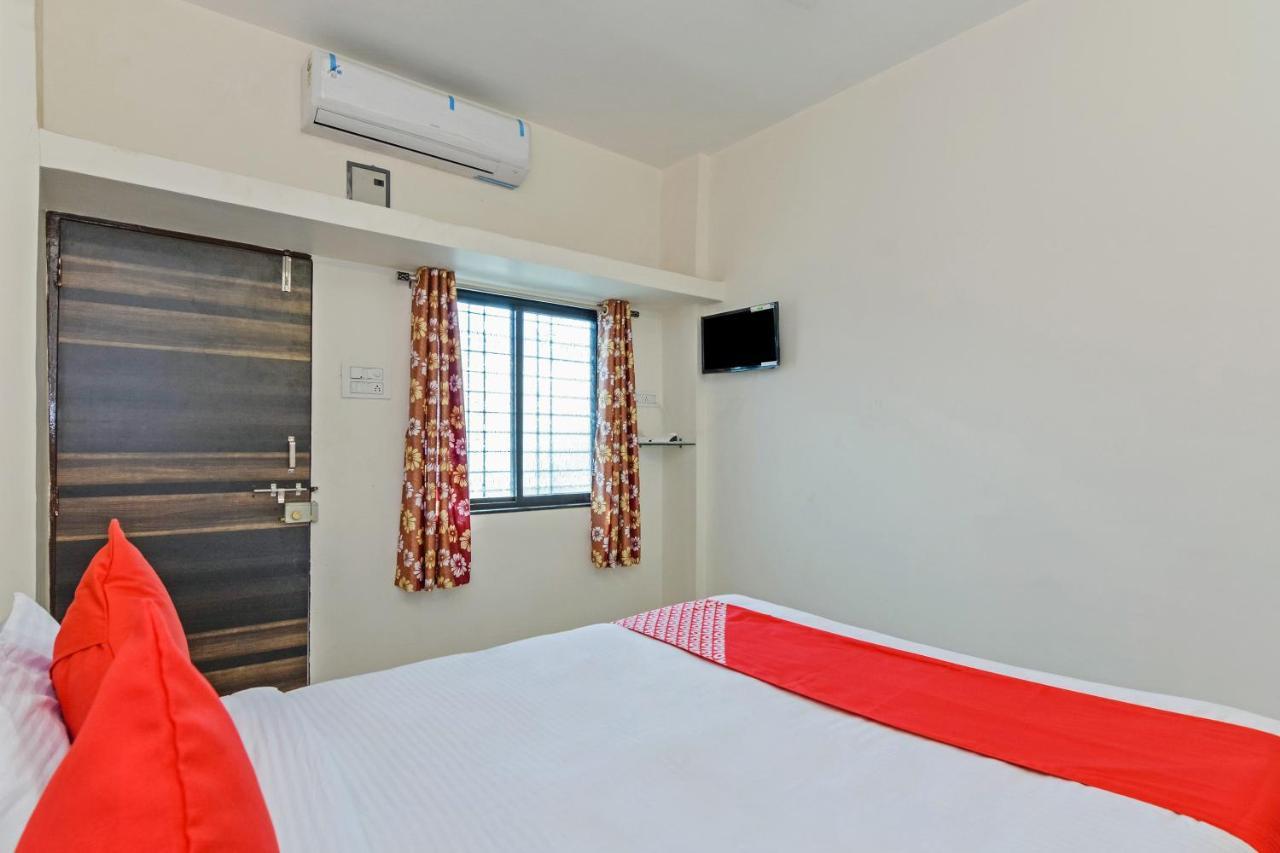 Collection O 24126 Hotel Sai Sagar Dehu Esterno foto
