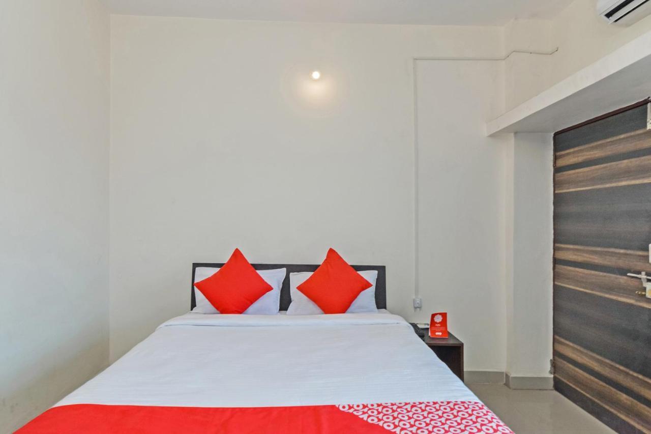 Collection O 24126 Hotel Sai Sagar Dehu Esterno foto